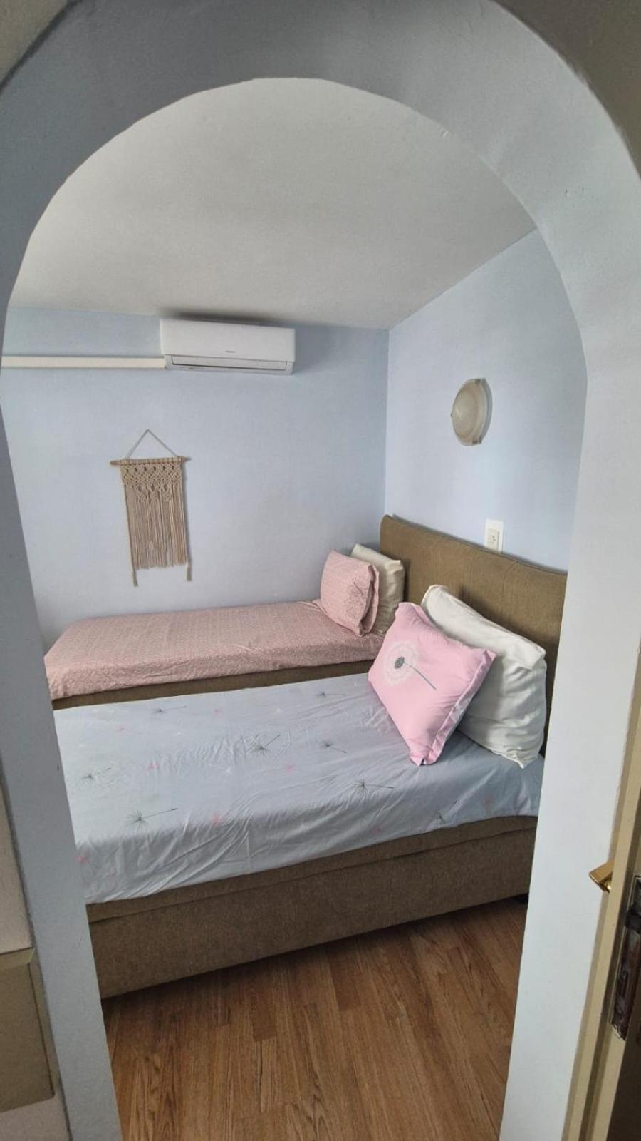 Apartment Bunjo'S Beach House Trogir Exterior photo