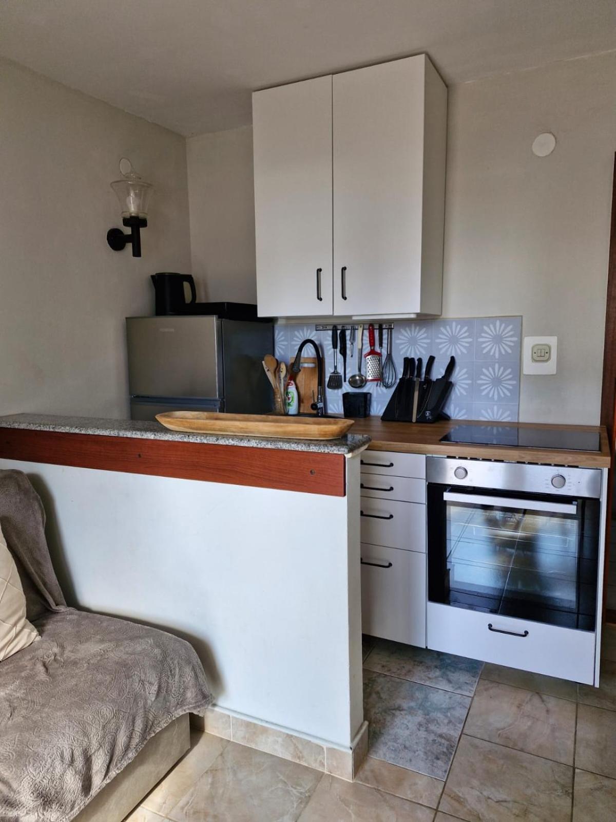 Apartment Bunjo'S Beach House Trogir Exterior photo